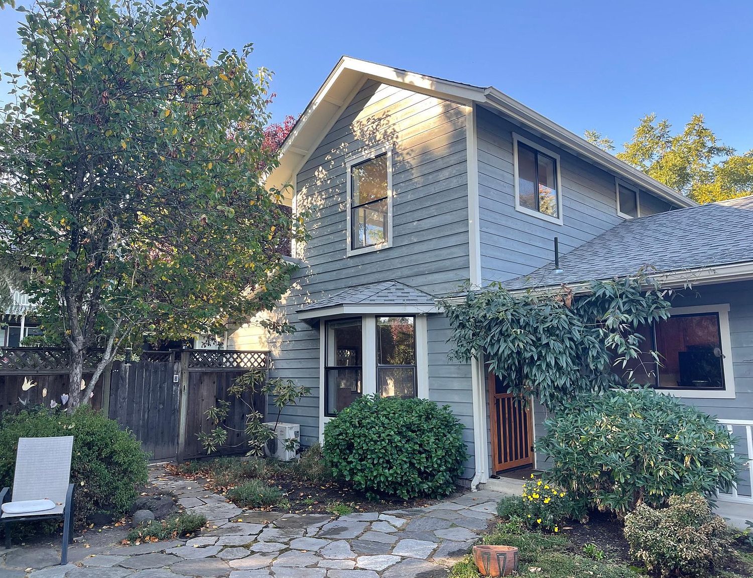 787 Faith Ave