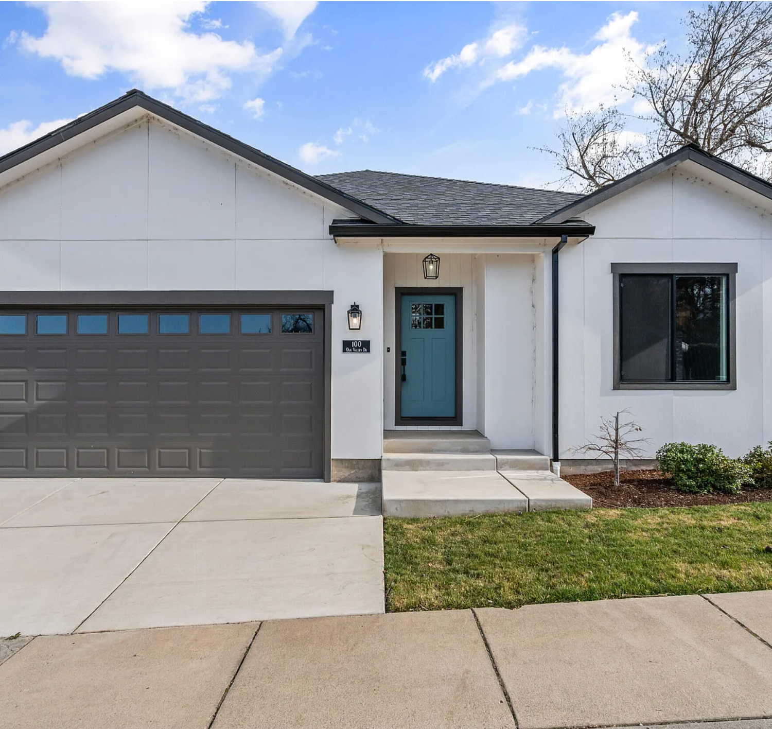 100 Oak Valley Dr